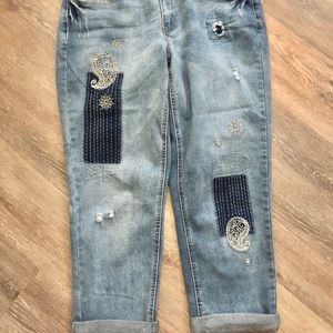 Cato capris contemporary 8 3/25$